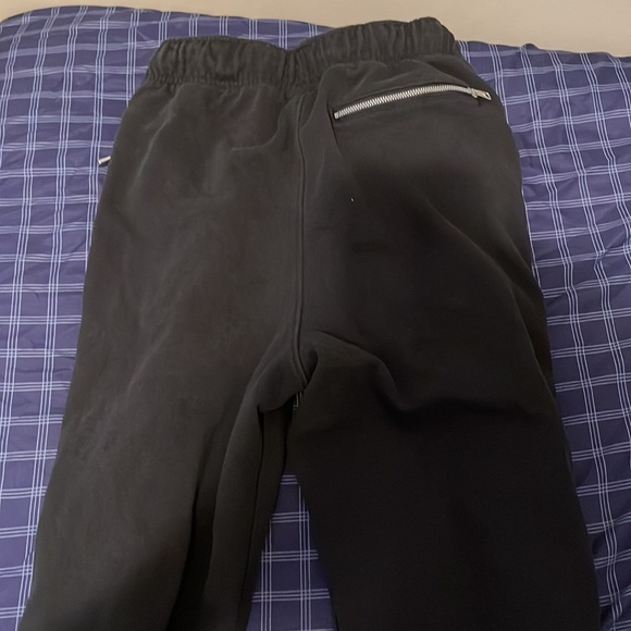 Nike Air Jordan Joggers/Pants - Picture 3 of 4